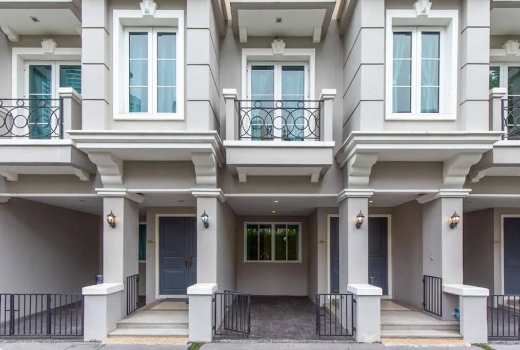 Miq_home404/asok Bts/resort Pool/10pax/1000mbwifi วิลล่า