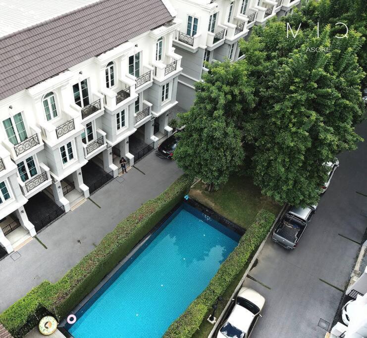 Miq_home404/asok Bts/resort Pool/10pax/1000mbwifi วิลล่า กรุงเทพมหานคร